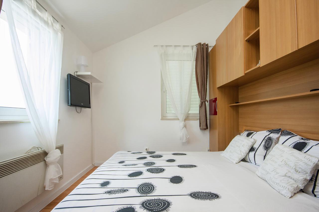 וודיצה Deluxe Apartment Toni מראה חיצוני תמונה